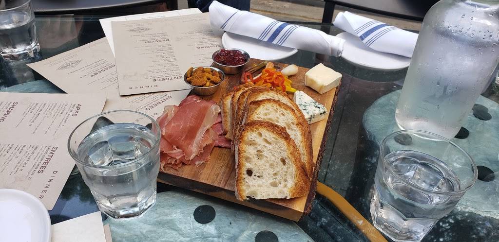 Establishment | night club | 1197 Peachtree St NE Suite 517, Atlanta, GA 30305, USA | 4043475291 OR +1 404-347-5291