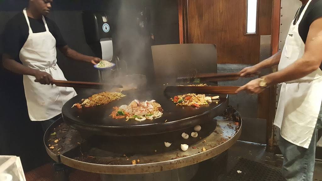 Genghis Khan Mongolian Grill | restaurant | 3906 Bell St, Kansas City, MO 64111, USA | 8167533600 OR +1 816-753-3600