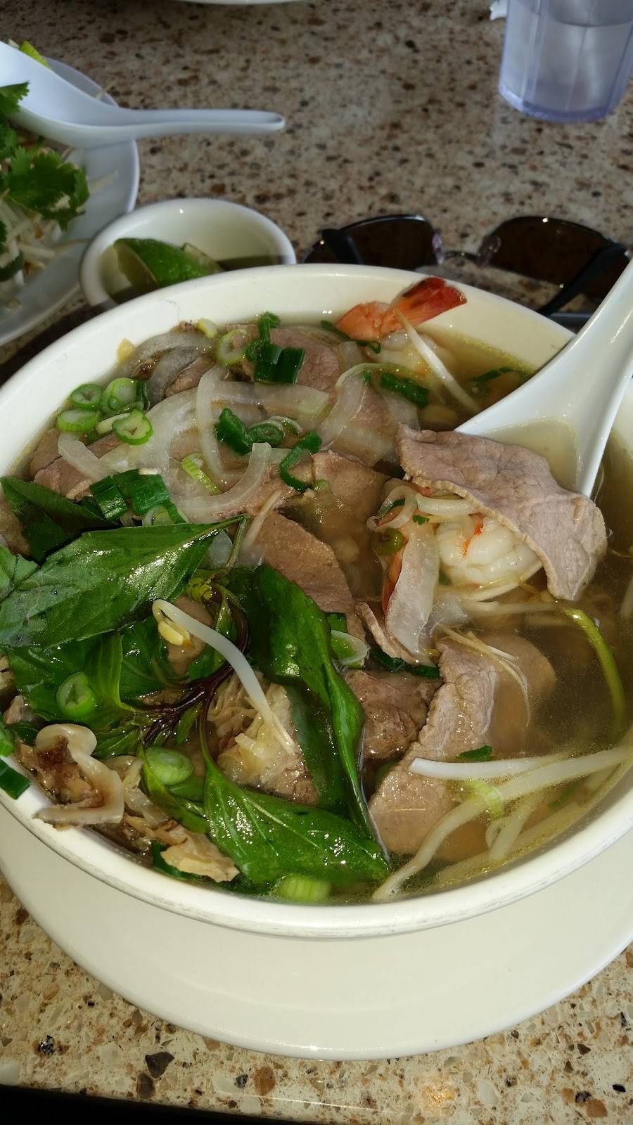 Pho Mai | restaurant | 4505 Chino Hills Pkwy, Chino Hills, CA 91709, USA | 9096066500 OR +1 909-606-6500