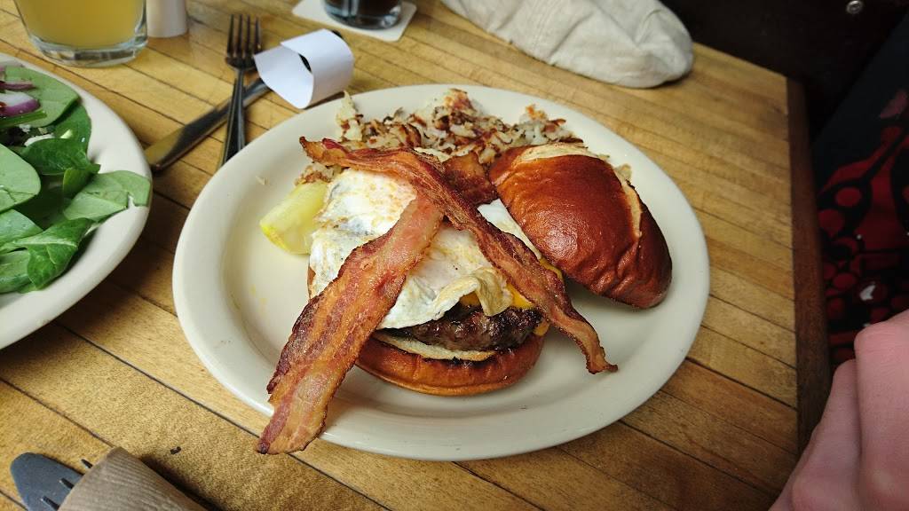 Simones | restaurant | 960 W 18th St, Chicago, IL 60608, USA | 3126668601 OR +1 312-666-8601