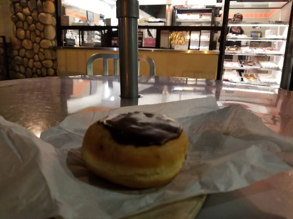 Dunkin | cafe | 23771 El Toro Rd, Lake Forest, CA 92630, USA | 9496003843 OR +1 949-600-3843
