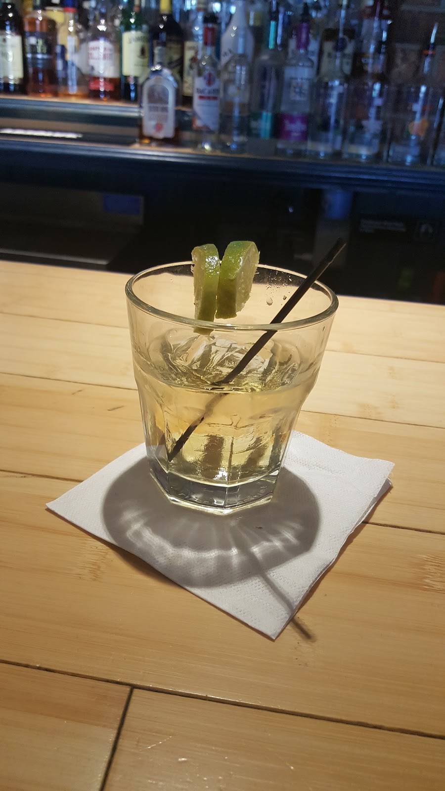 Cock Island Bar & Grille | restaurant | 606 Airline Blvd, Portsmouth, VA 23707, USA | 7579662936 OR +1 757-966-2936