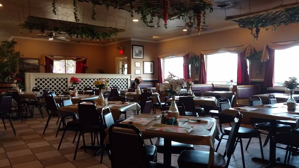 Salvatores Italian Restaurant & Pizza | restaurant | 654 Stocking Ave NW, Grand Rapids, MI 49504, USA | 6164544280 OR +1 616-454-4280