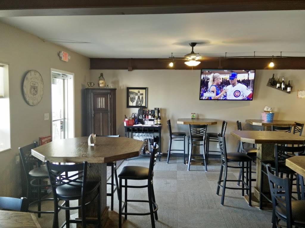 The Wine Cafe | restaurant | 130 Bridge St, Wilmington, IL 60481, USA | 8154769009 OR +1 815-476-9009