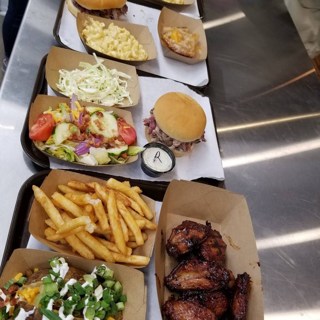 Willie Brooks BBQ | restaurant | 2550 Soco Rd, Maggie Valley, NC 28751, USA | 8289441227 OR +1 828-944-1227