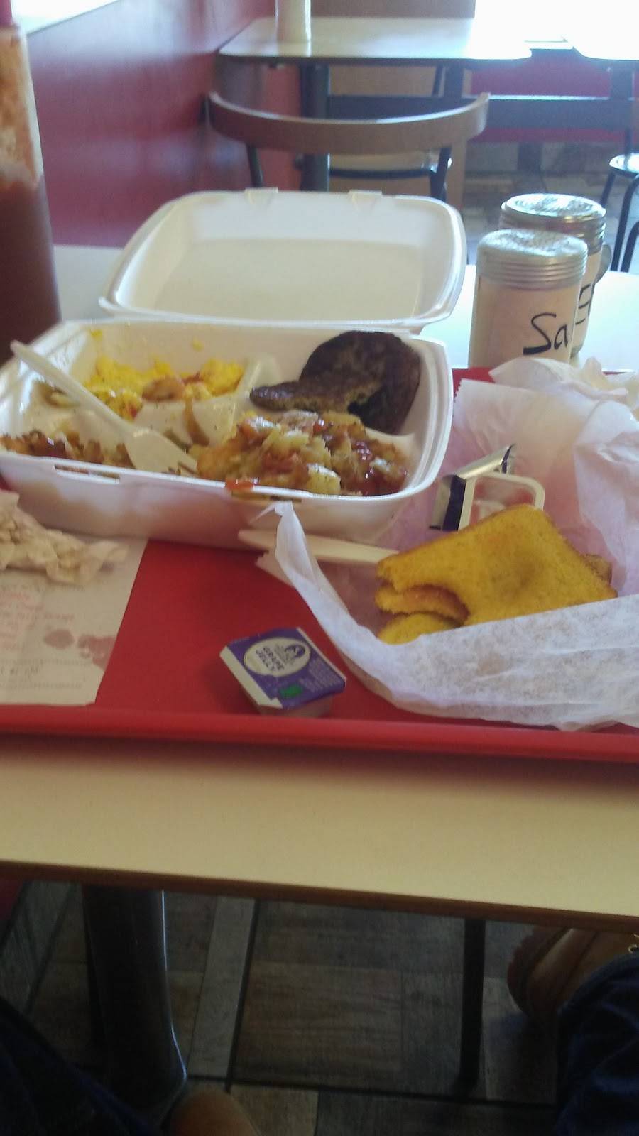 New Star Pizza | restaurant | 2800 W Dauphin St, Philadelphia, PA 19132, USA | 2152280667 OR +1 215-228-0667