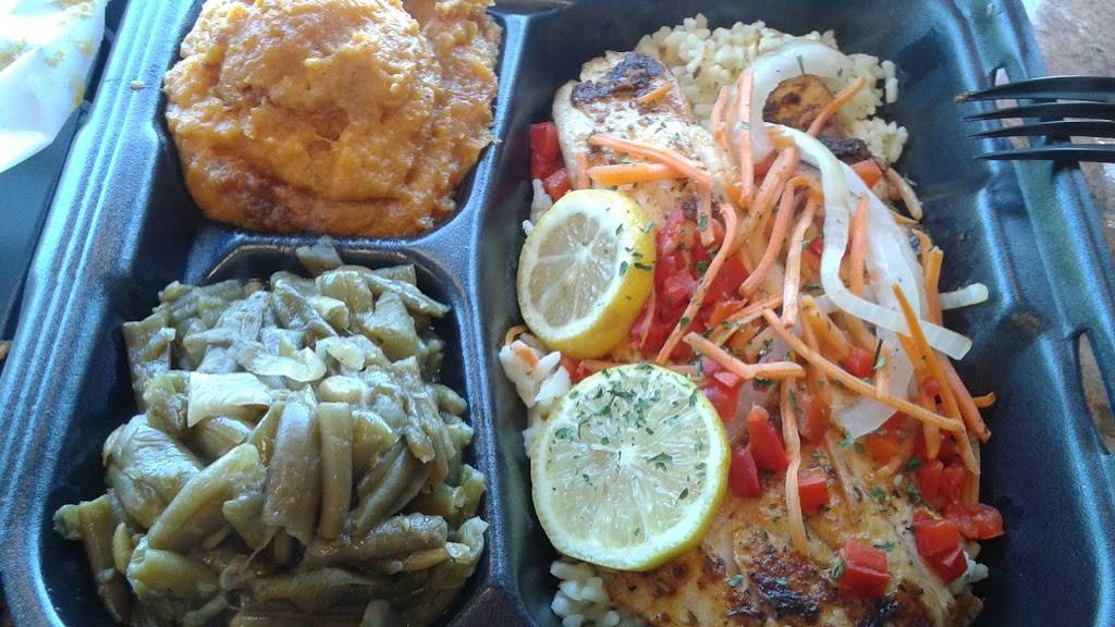 This Is It! BBQ and Seafood (Old National) | restaurant | 6045 Old National Hwy, College Park, GA 30349, USA | 6788278500 OR +1 678-827-8500