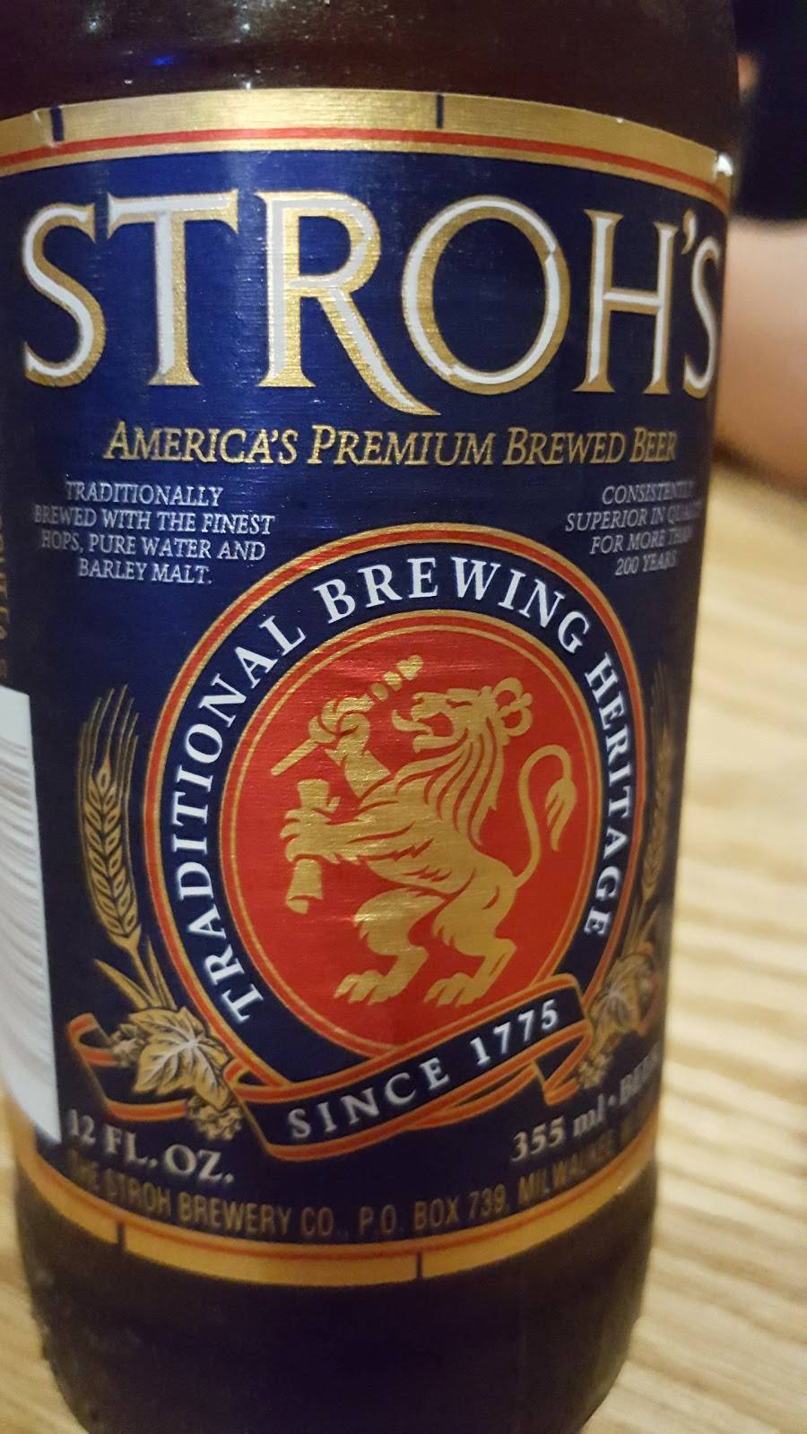 Newtown Village Tavern | restaurant | 6778 Main St, Cincinnati, OH 45244, USA | 5135619590 OR +1 513-561-9590