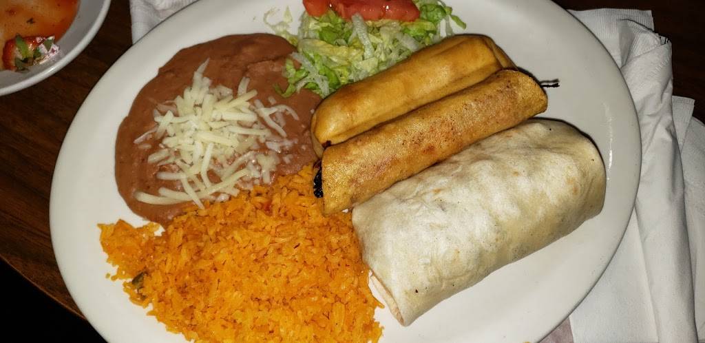 Las Palmas | restaurant | 1901 S 60th St, West Allis, WI 53219, USA | 4143299600 OR +1 414-329-9600
