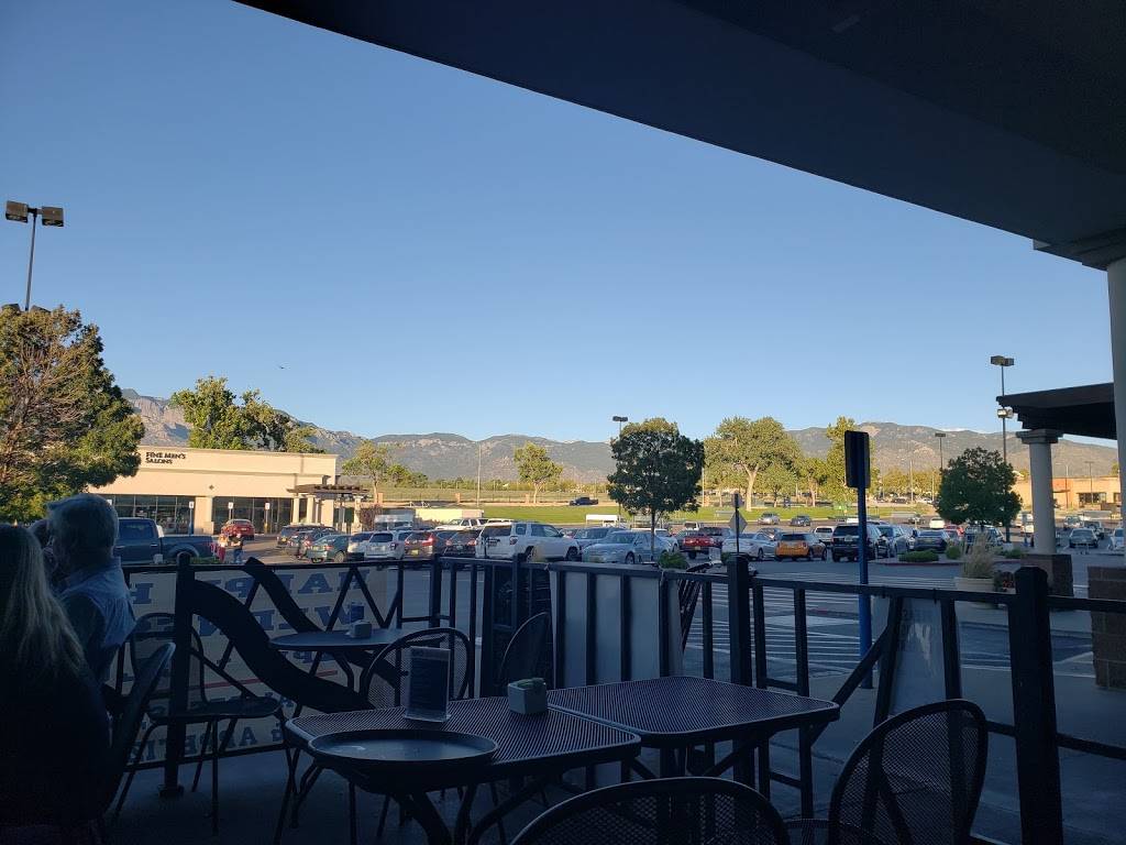 5 Star Burgers | restaurant | 5901 Wyoming Blvd NE, Albuquerque, NM 87109, USA | 5058211909 OR +1 505-821-1909