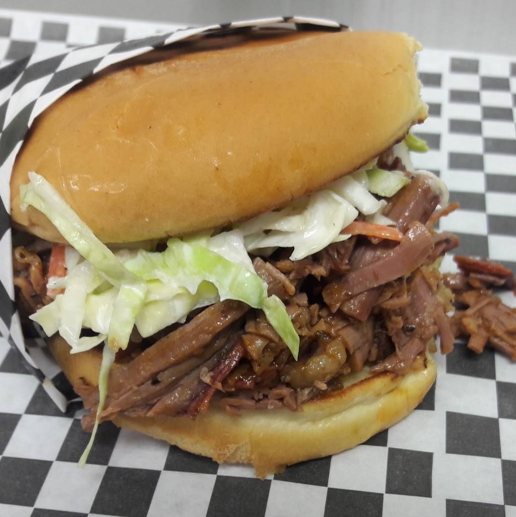 Smoky Doky BBQ | restaurant | 223 W Anaheim St, Wilmington, CA 90744, USA | 4243640588 OR +1 424-364-0588