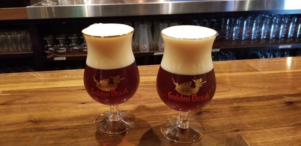 The Ginger Man | restaurant | 5250 N OConnor Blvd Suite 146, Irving, TX 75039, USA | 9726074227 OR +1 972-607-4227