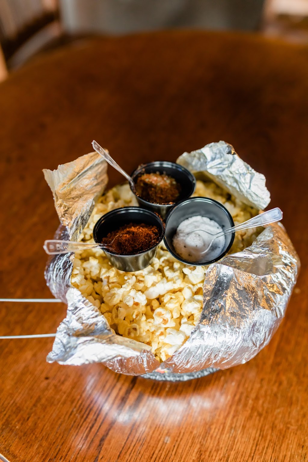 The Vic | restaurant | 2512 Gallatin Ave, Nashville, TN 37206, USA | 6158004514 OR +1 615-800-4514