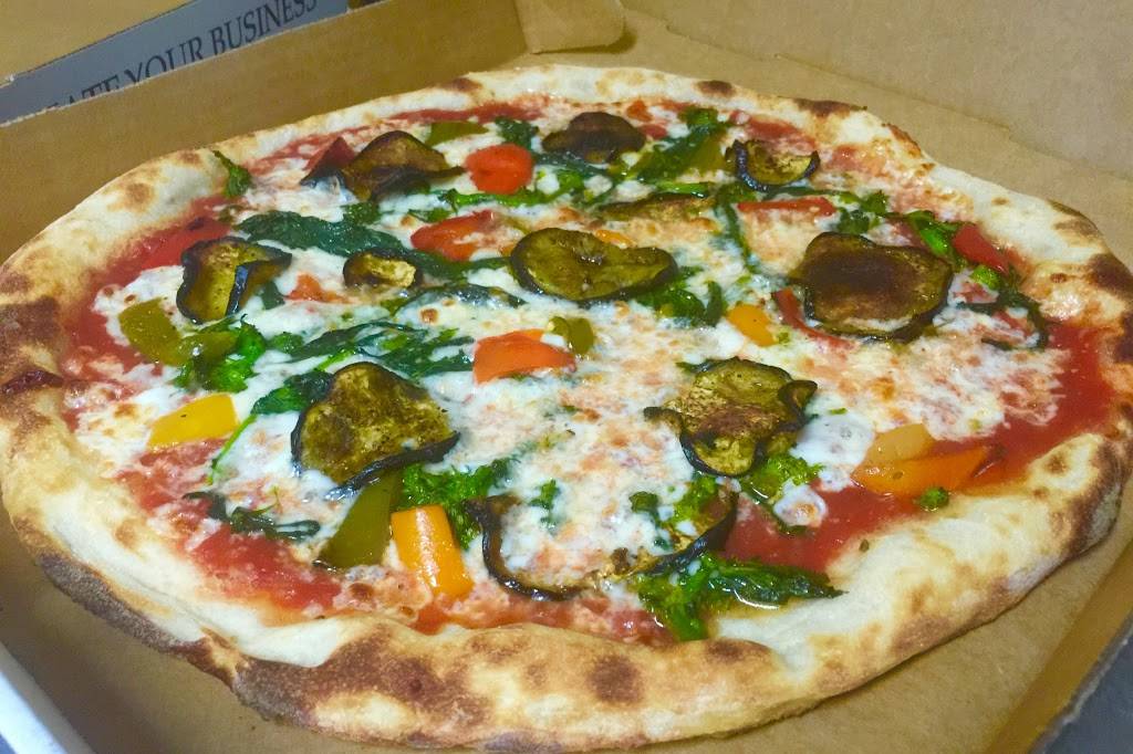 Colettis Pizza Factory | restaurant | 497 Elm St, Biddeford, ME 04005, USA | 2075714476 OR +1 207-571-4476