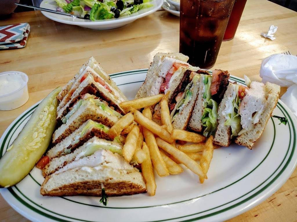 Carols Restaurant | restaurant | 1201 W Capitol Ave, West Sacramento, CA 95691, USA | 9163724631 OR +1 916-372-4631