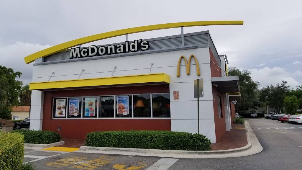 McDonalds | cafe | 1310 S Federal Hwy, Dania Beach, FL 33004, USA | 9549205553 OR +1 954-920-5553