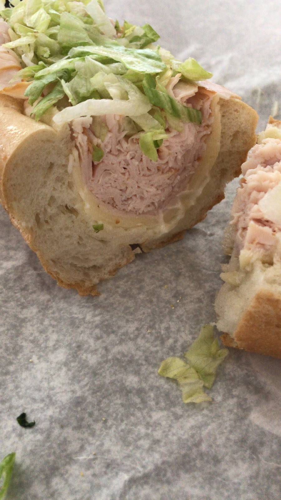 Thats Italian Too | restaurant | 957 Washington St, East Weymouth, MA 02189, USA | 7813375414 OR +1 781-337-5414