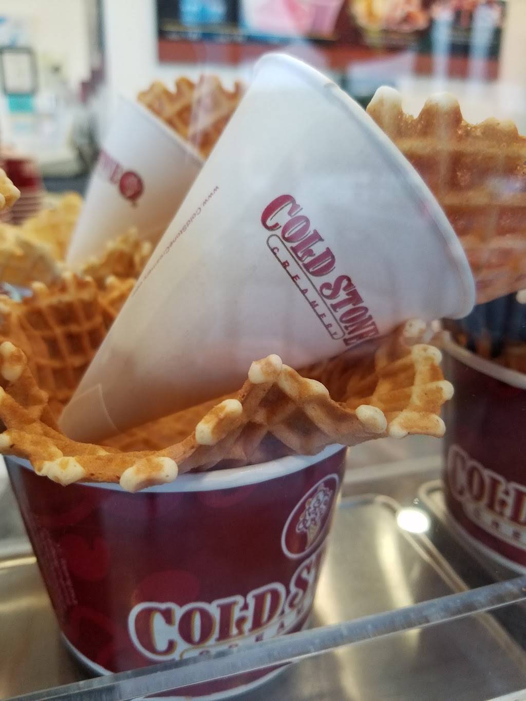 Cold Stone Creamery | bakery | 1470 Del Monte Center, Monterey, CA 93940, USA | 8316491346 OR +1 831-649-1346