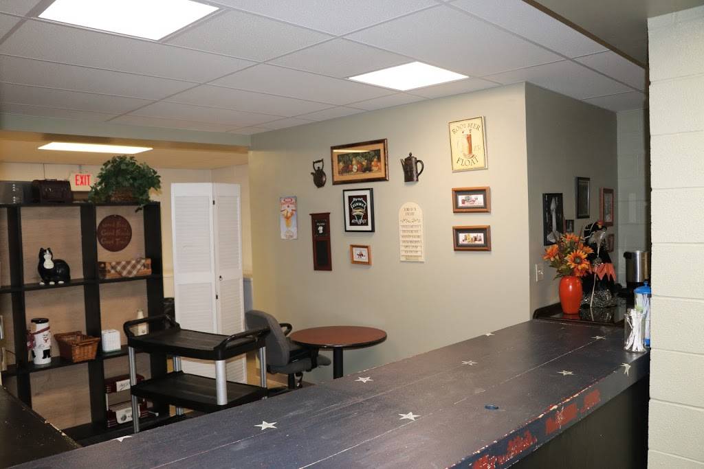 Darb Snyder Senior Center | restaurant | 170 Parkview Dr, Millersburg, OH 44654, USA | 3306740580 OR +1 330-674-0580