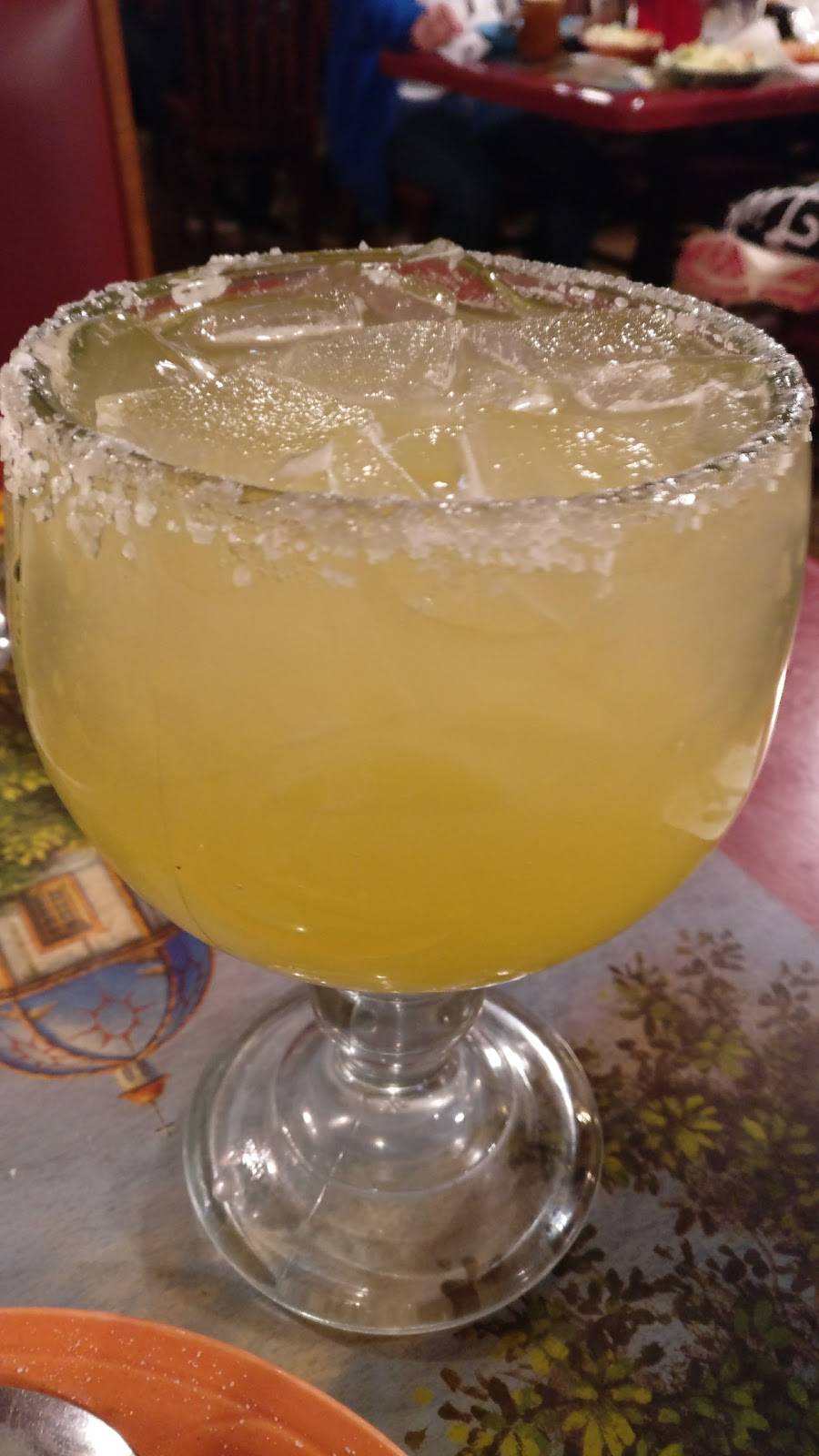 El Charrito | restaurant | 135 Village Center Rd, Harlan, KY 40831, USA | 6065738795 OR +1 606-573-8795