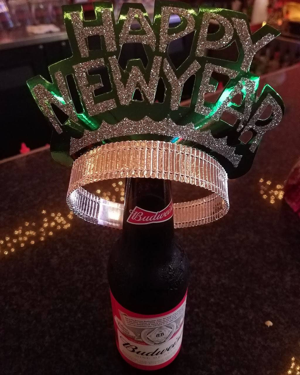 Classics Sports Bar | restaurant | 5370 Tuttle Crossing Blvd, Dublin, OH 43016, USA | 6147349520 OR +1 614-734-9520