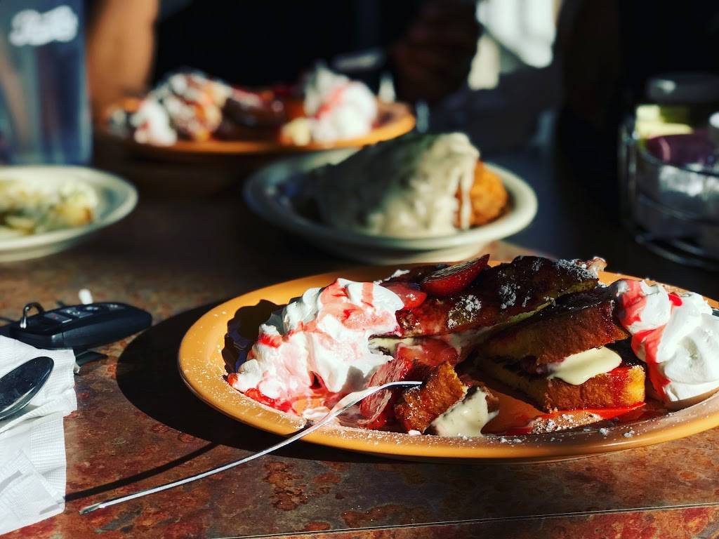 Henhouse Cafe | restaurant | 805 N Dobson Rd, Mesa, AZ 85201, USA | 4805507474 OR +1 480-550-7474