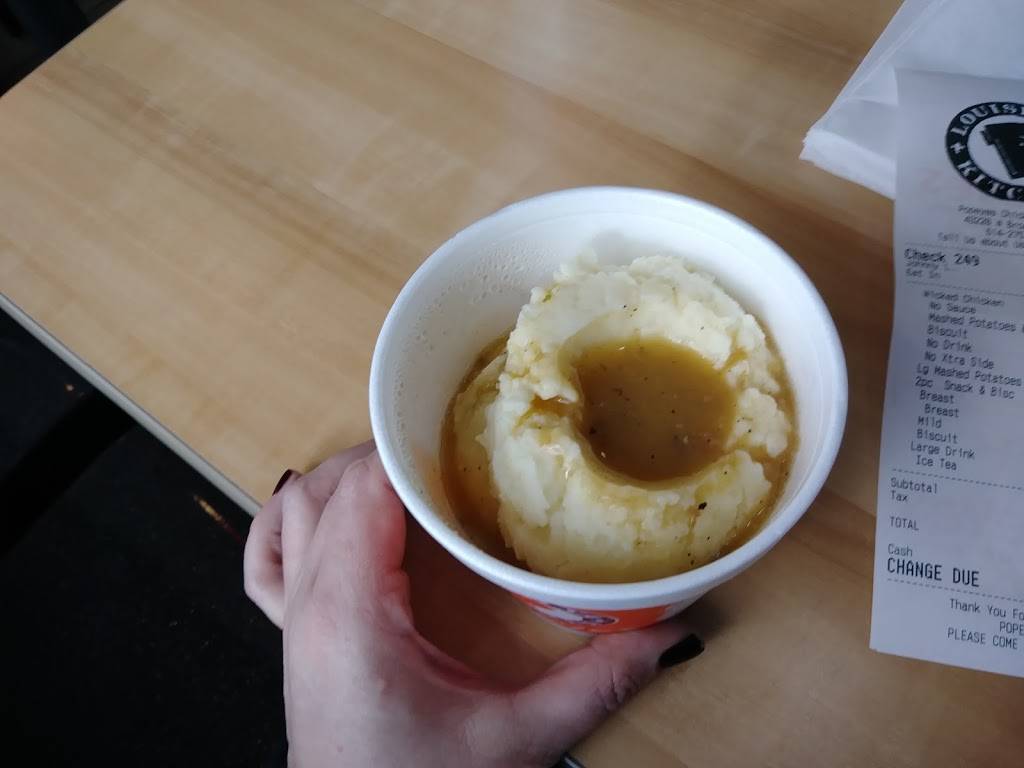 Popeyes Louisiana Kitchen | restaurant | 4328 W Broad St, Columbus, OH 43228, USA | 6142752010 OR +1 614-275-2010