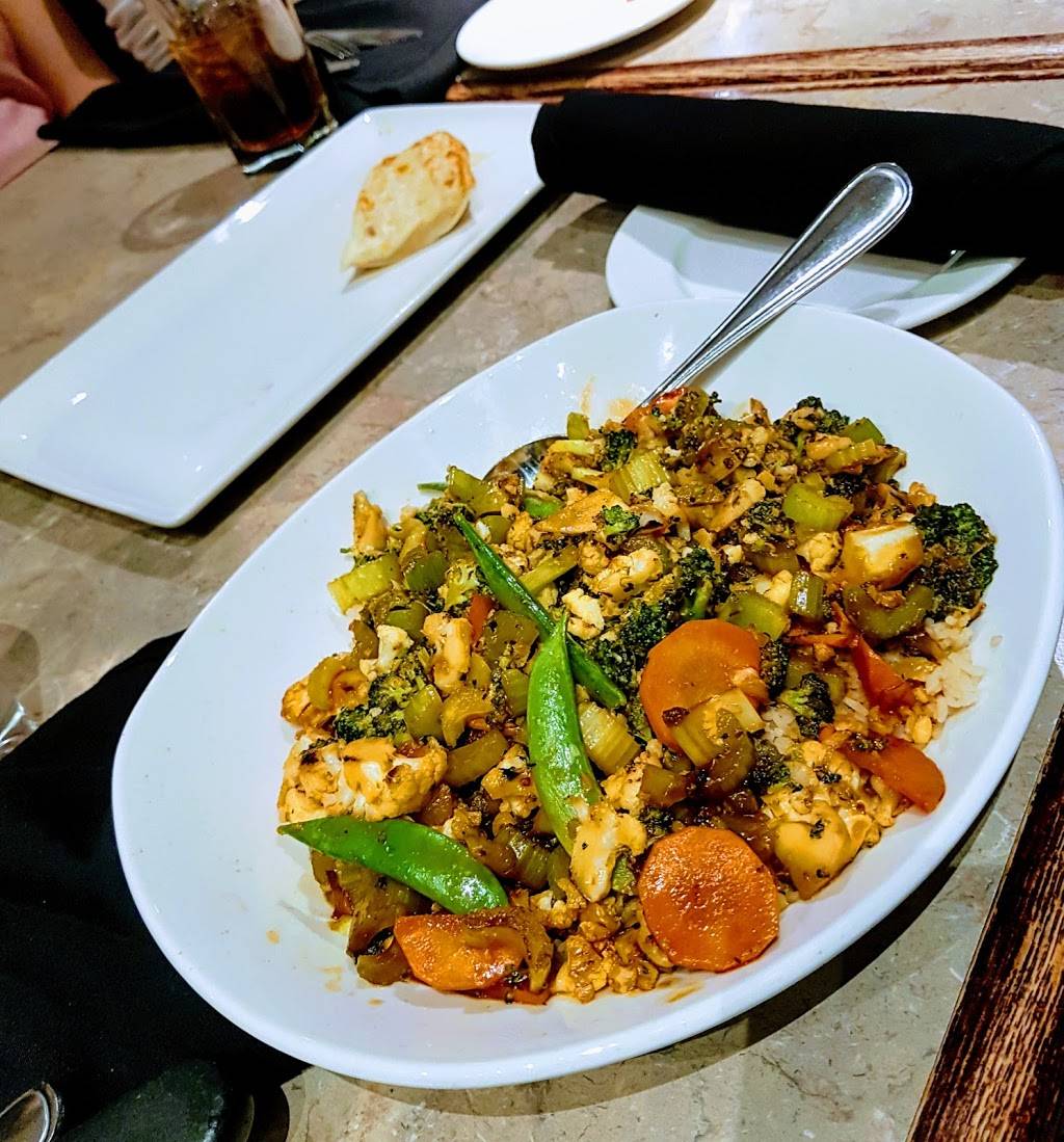 Scottys Restaurant | restaurant | 636 Yonge St, Barrie, ON L4N 4E6, Canada | 7057251711 OR +1 705-725-1711