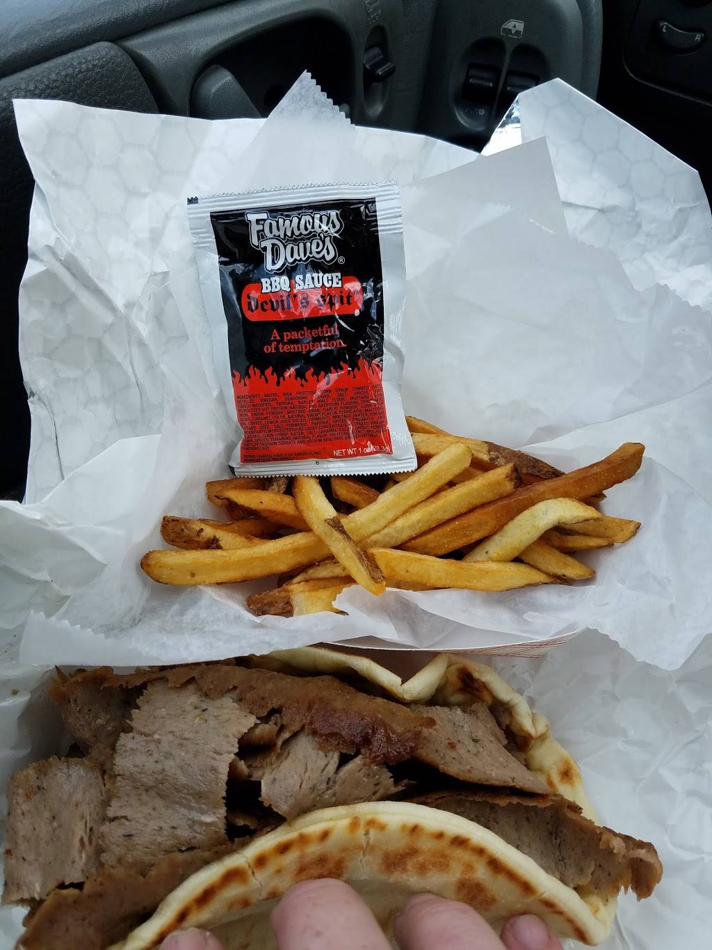 Georges Gyros | restaurant | 3416, 2122 Grand Ave, Waukegan, IL 60085, USA | 8476726502 OR +1 847-672-6502