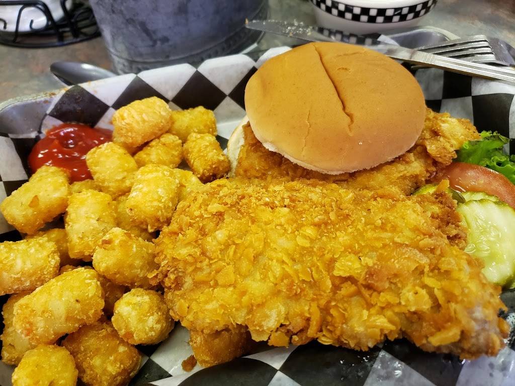 Grannys Dinner Bell | restaurant | 1224 N 6th St, Monmouth, IL 61462, USA | 3097342400 OR +1 309-734-2400