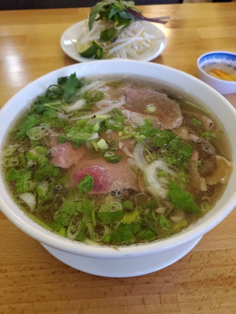 Ganh Pho Vietnamese Restaurant | restaurant | 906 Washington St, Braintree, MA 02184, USA | 7812855800 OR +1 781-285-5800