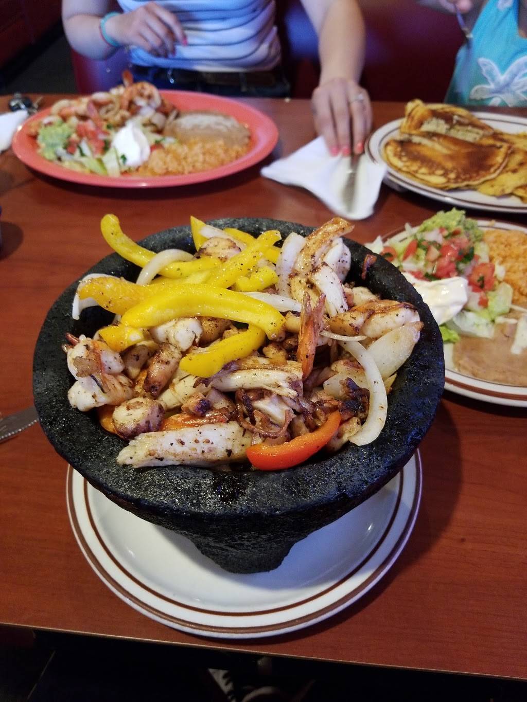 La Fogata Restaurant | restaurant | 241 Bear Mountain Blvd #1505, Arvin, CA 93203, USA | 6618542884 OR +1 661-854-2884