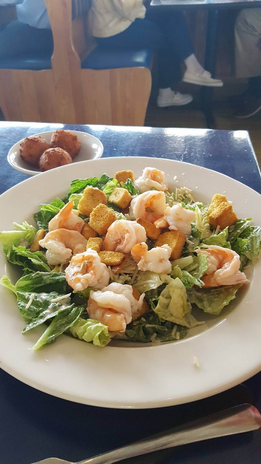 Surf Rider Grill | restaurant | 2100 Marina Shores Dr, Virginia Beach, VA 23451, USA | 7574815646 OR +1 757-481-5646