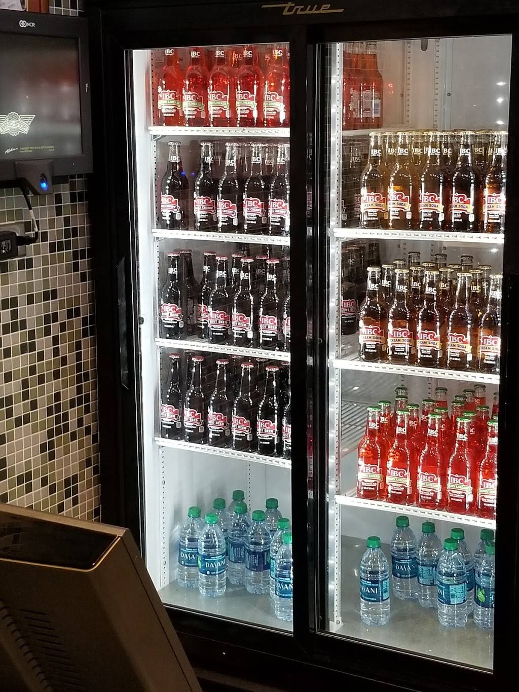 Wingstop | restaurant | 2831 95th St, Evergreen Park, IL 60805, USA | 7084259464 OR +1 708-425-9464