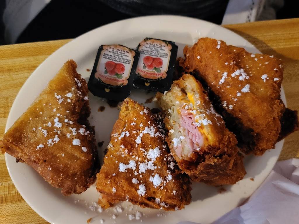 Matts Place | restaurant | 2151 US-59, Grove, OK 74344, USA | 9188017173 OR +1 918-801-7173