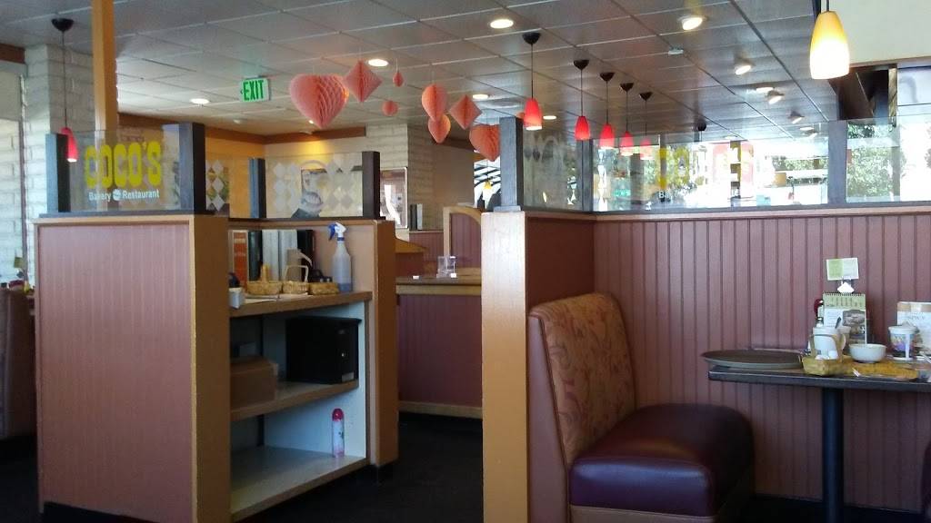 Cocos Bakery Restaurant | restaurant | 77 N Lake Ave, Pasadena, CA 91101, USA | 6264493156 OR +1 626-449-3156