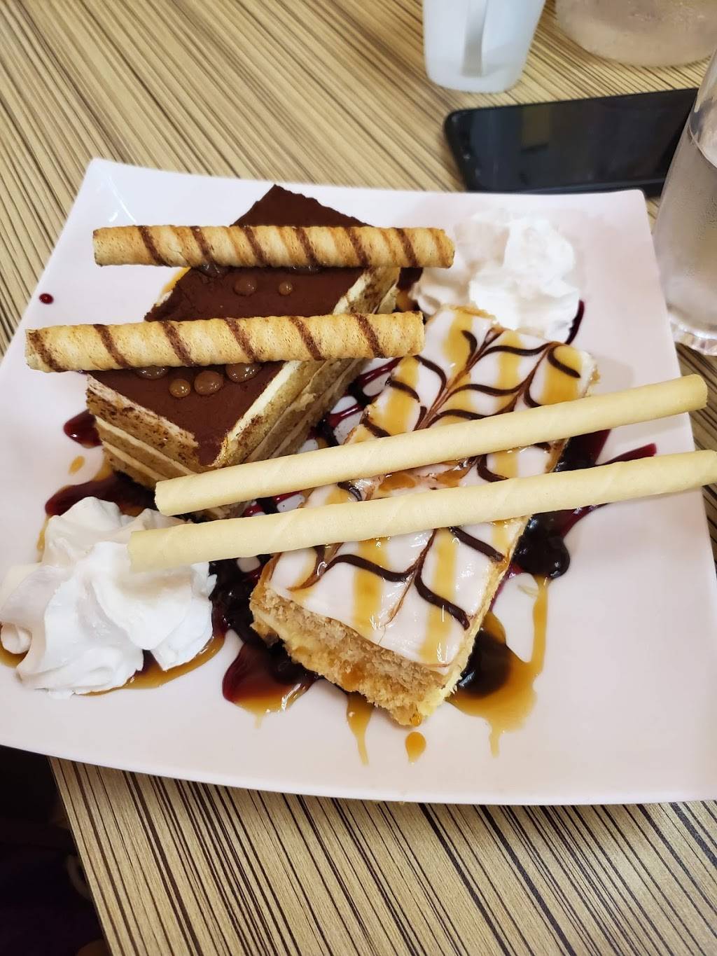 Bismillah Cafe | cafe | 5696 Hillcroft St, Houston, TX 77036, USA | 7135879300 OR +1 713-587-9300