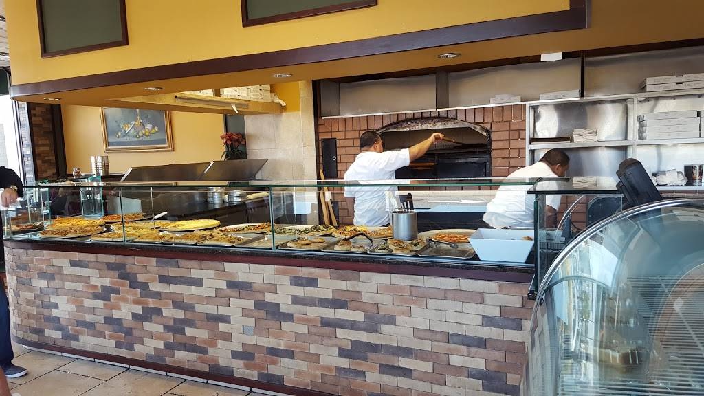 Cafe Dolce Vita | restaurant | 1966 Deer Park Ave, Deer Park, NY 11729, USA | 6312542233 OR +1 631-254-2233