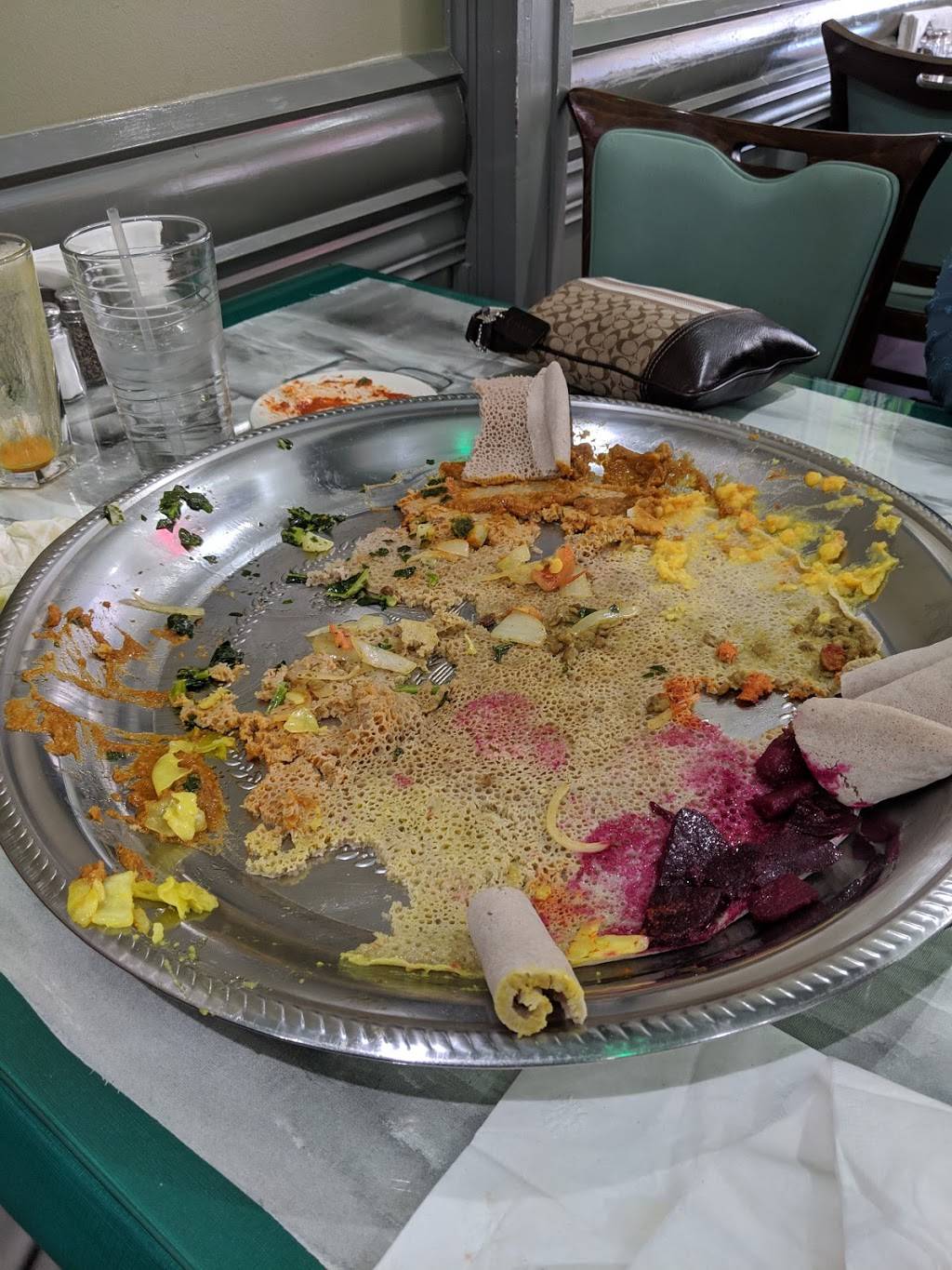 Axum Ethiopian Restaurant | restaurant | 825 N Pennsylvania St, Indianapolis, IN 46204, USA | 3179640580 OR +1 317-964-0580