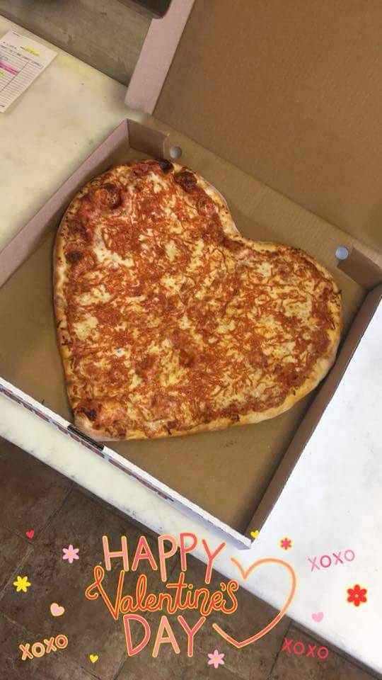 Bulls Eye Pizza Lakeshore | restaurant | 1205 Essex County Rd 22, Emeryville, ON N0R 1C0, Canada | 5197271221 OR +1 519-727-1221