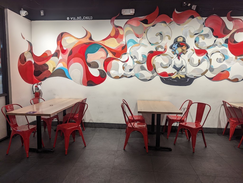 Main Chick Hot Chicken | restaurant | 21512 Victory Blvd, Woodland Hills, CA 91367, USA | 8184295169 OR +1 818-429-5169