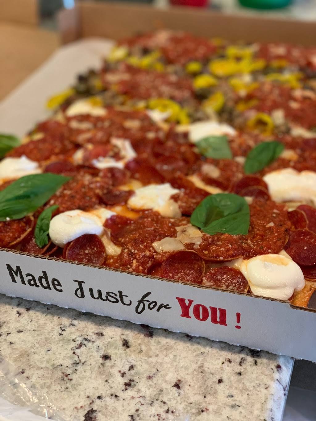 Industry Pizza | restaurant | 2075 Pine Ridge Rd, Naples, FL 34109, USA | 2394316881 OR +1 239-431-6881