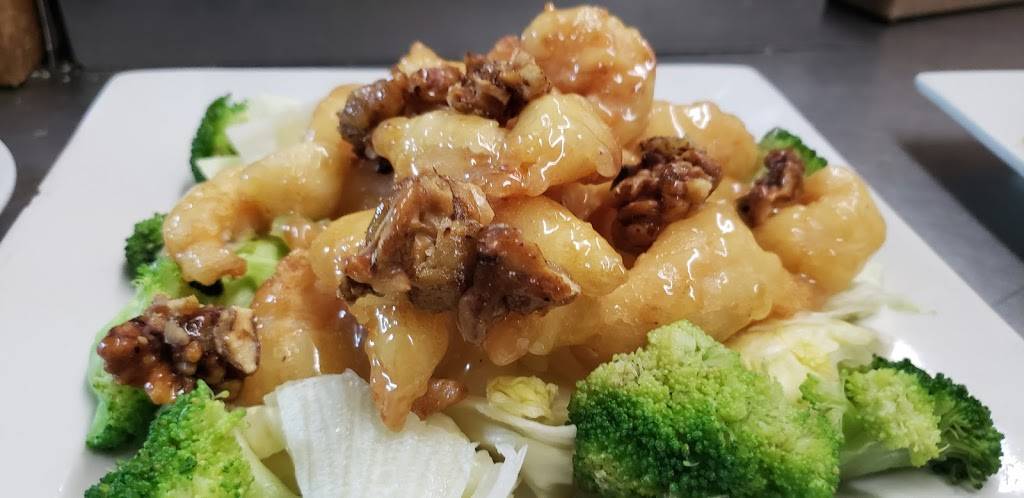 Lc Oriental | restaurant | 1105 26th Ave, Greeley, CO 80634, USA | 9703563222 OR +1 970-356-3222