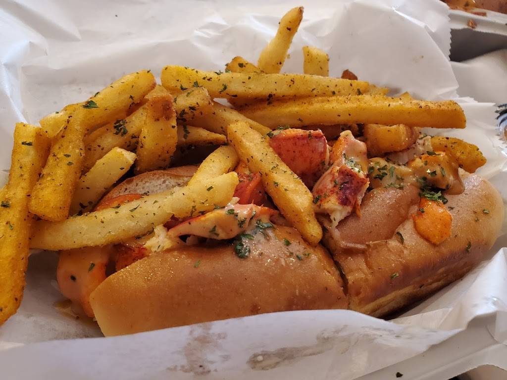 BK lobster | restaurant | 535 Nostrand Ave., Brooklyn, NY 11216, USA | 3473654040 OR +1 347-365-4040