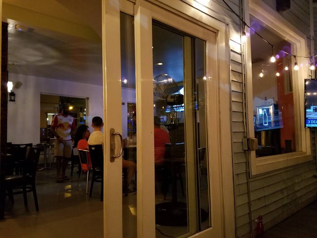 Burger Bound Newark | restaurant | 62 Van Buren St, Newark, NJ 07105, USA | 9737329750 OR +1 973-732-9750