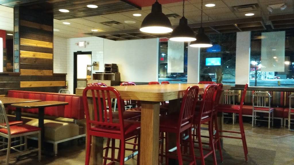 Arbys | restaurant | 1515 E Main St, Owosso, MI 48867, USA | 9897237115 OR +1 989-723-7115