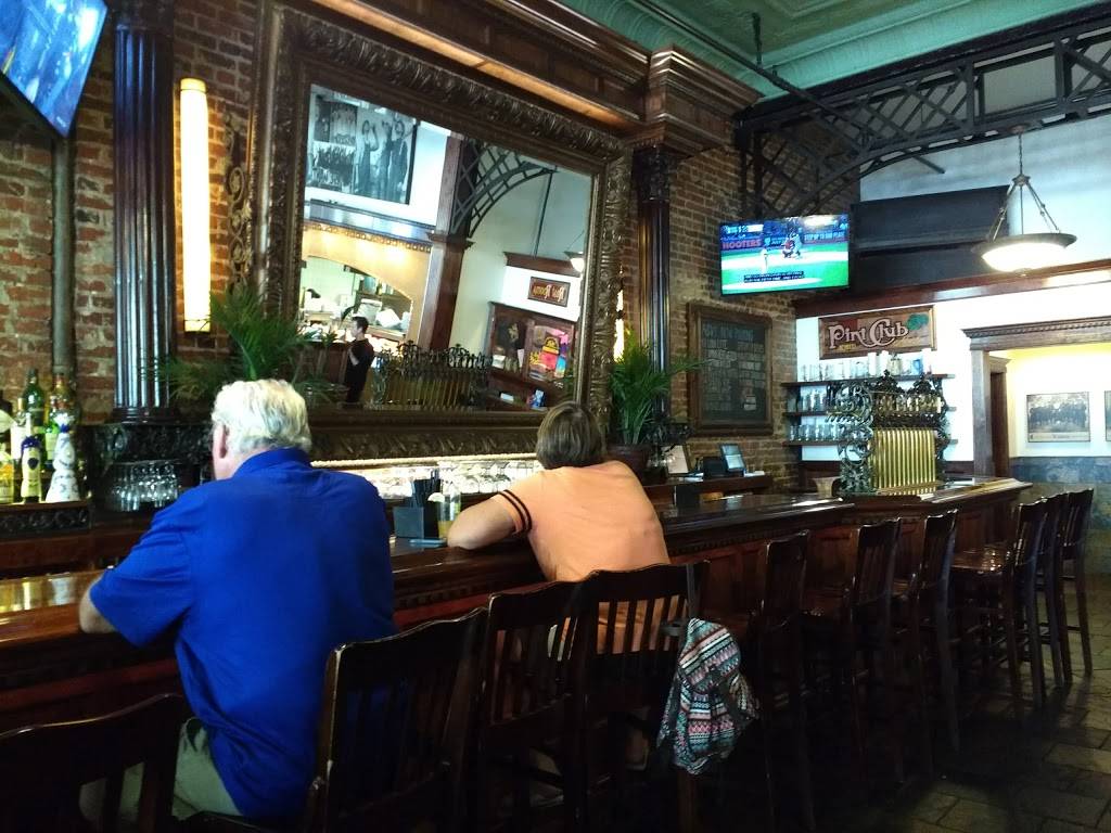 Lodi Beer Company | restaurant | 105 S School St, Lodi, CA 95240, USA | 2093689931 OR +1 209-368-9931