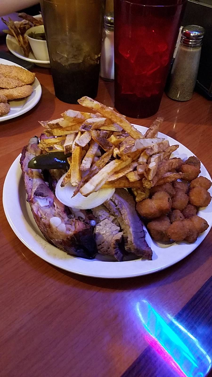 Smokehouse BBQ | restaurant | 307 US-82, Lindsay, TX 76250, USA | 9406659052 OR +1 940-665-9052