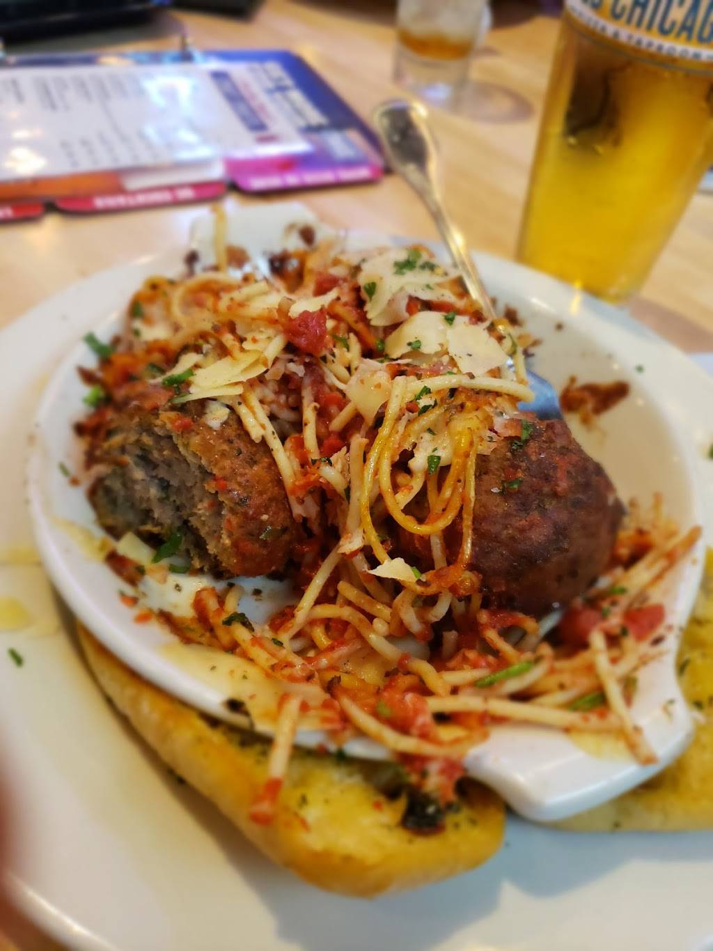 Old Chicago | restaurant | 1920 Diamond Pkwy, North Kansas City, MO 64116, USA | 8169979900 OR +1 816-997-9900