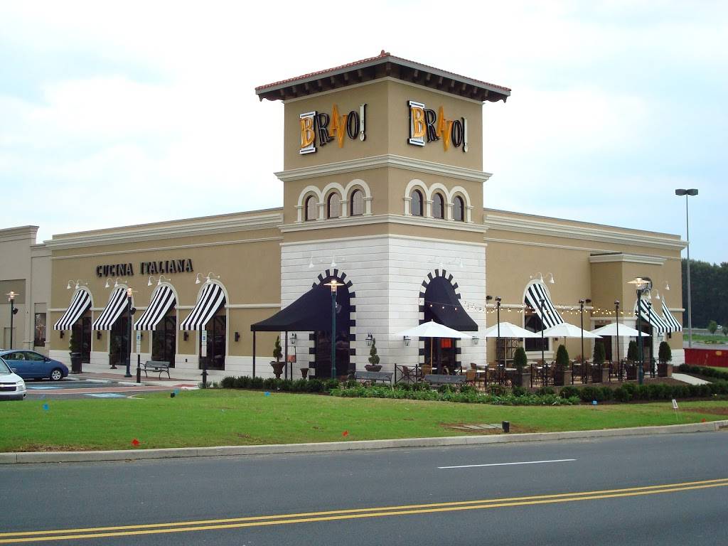 BRAVO Cucina Italiana | restaurant | 950 Lehigh Lifestyle Ctr, Whitehall, PA 18052, USA | 6102664050 OR +1 610-266-4050